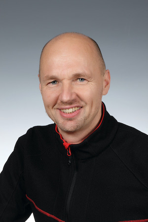 MMag. Dr. Helmut Tomitz (TO)